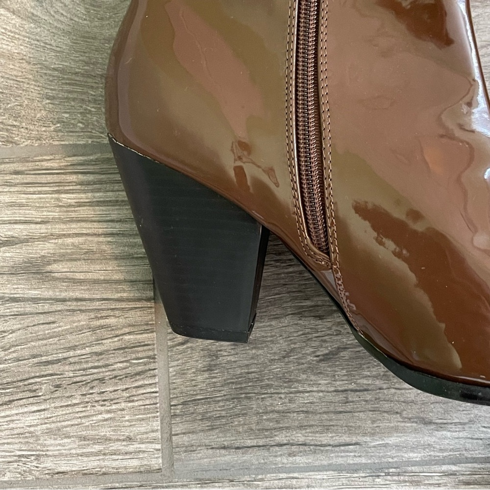 Nasty Gal Faux Patent Leather Tall Brown Boots 3.5" heels women’s size 8 EUC - Picture 5 of 11